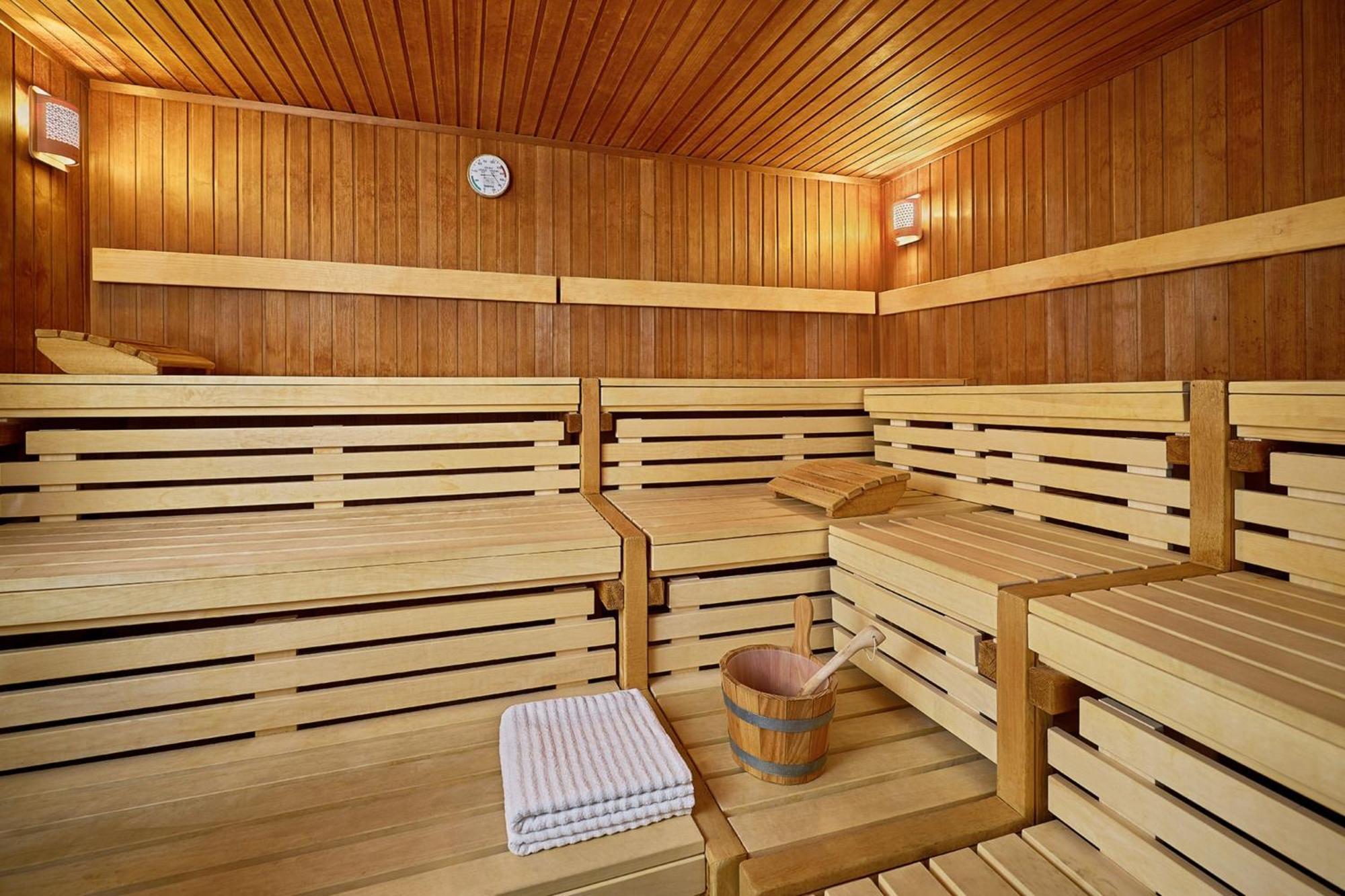 Le Méridien Hamburgo Exterior foto A Finnish sauna