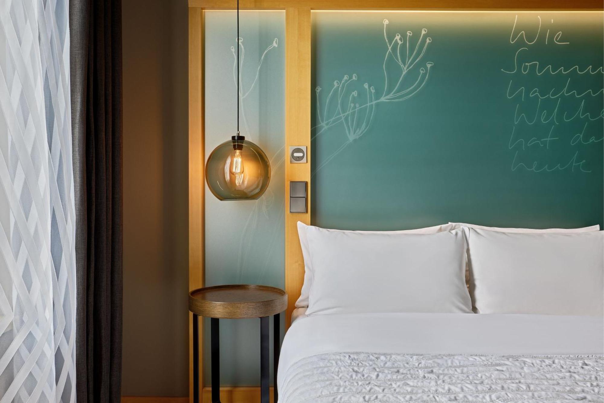 Le Méridien Hamburgo Exterior foto A room at the hotel
