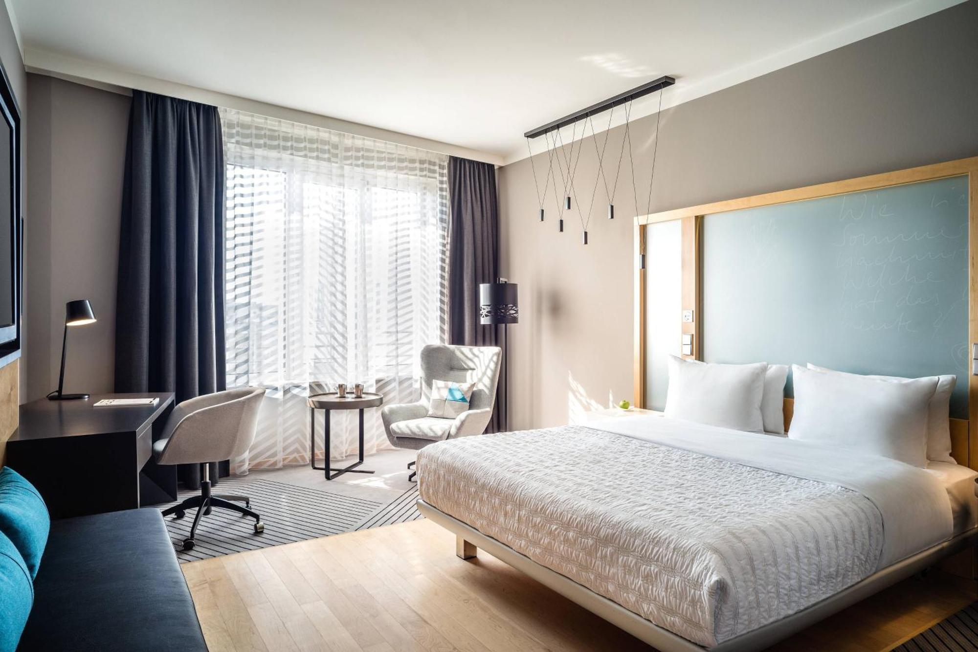 Le Méridien Hamburgo Exterior foto A room at the hotel