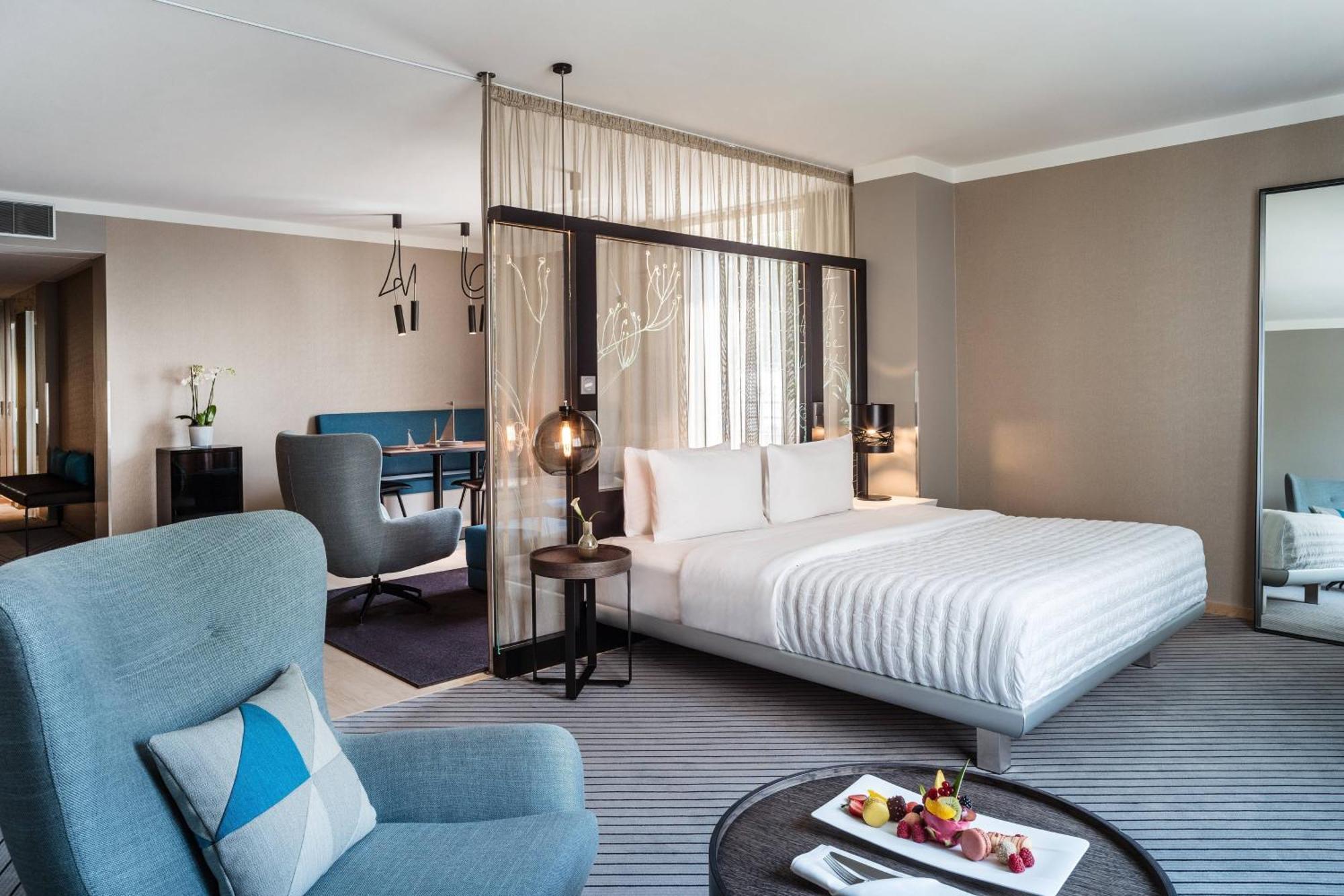 Le Méridien Hamburgo Exterior foto A room at the hotel